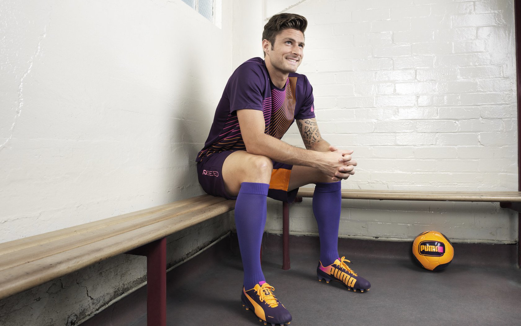 上海队对阵开拓者，文班亚马的教科书如何撕碎中国篮球的陈旧纸张？