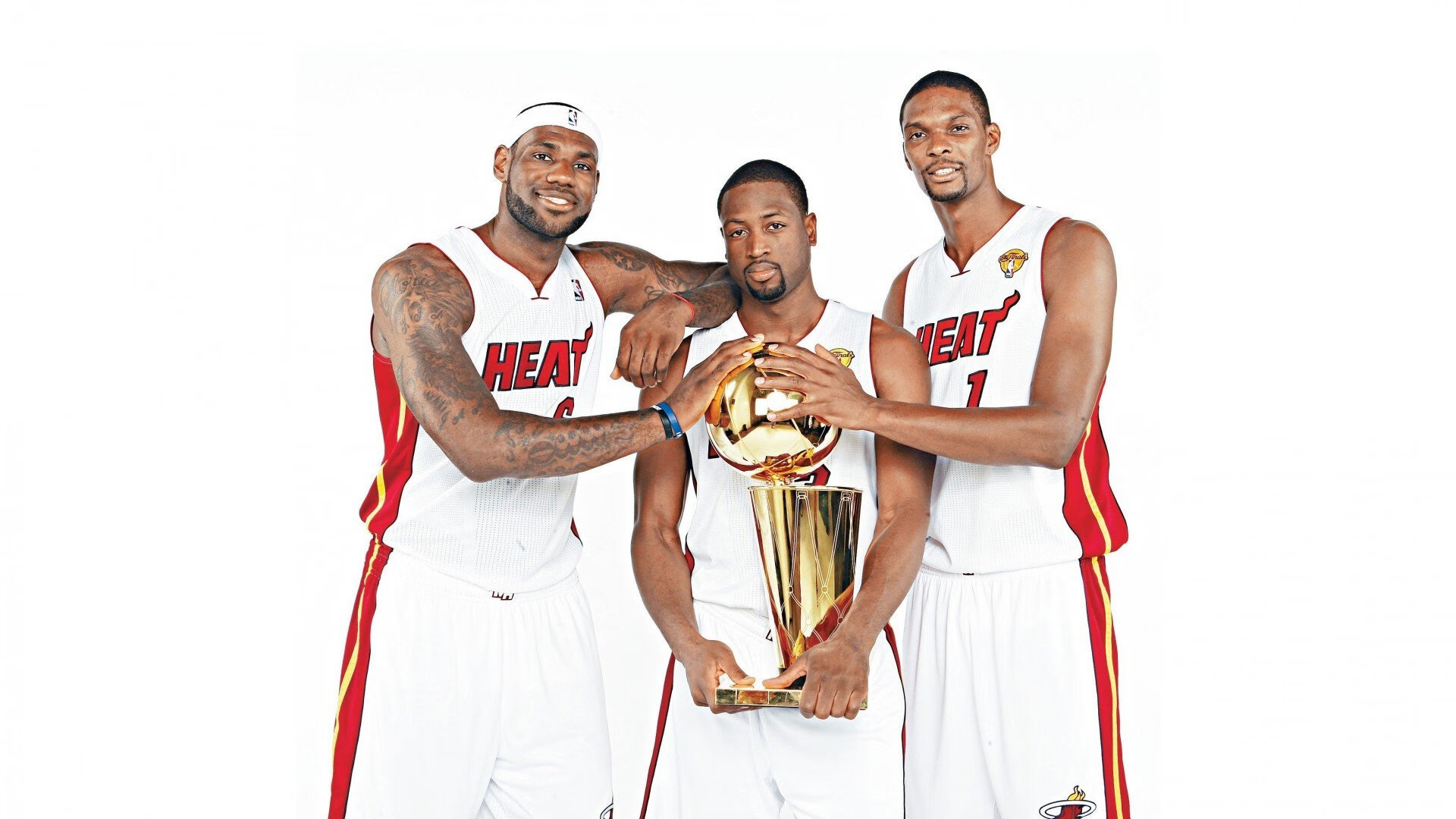 凯恩奥运前夜接管比赛，当威尔士单节风暴撕裂智利防线