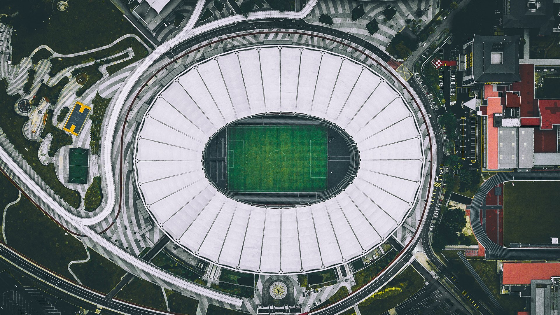 致命一击，莱万多夫斯基绝杀智利，加拿大挺进2026世界杯16强